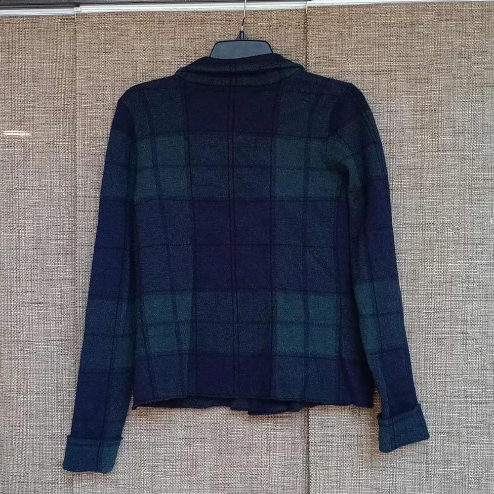 Tahari Plaid Navy and Green Women's Sweater  Jacket - Picture 4 of 4